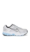 Nike Zoom Vomero 5 Sneakers In White