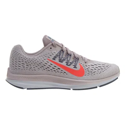Pre-owned Nike Zoom Winflo 5 (women's) Sneakers In Particle Rose/flash Crimson