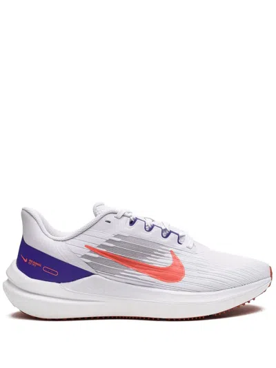 Nike Zoom Winflo 9 Sneakers In White
