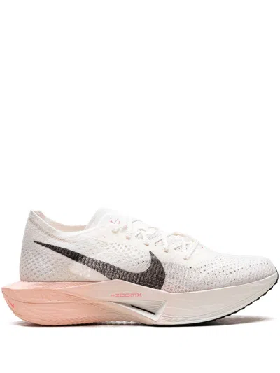 NIKE ZOOMX INVINCIBLE RUN 3 "SAIL/GUAVA ICE" SNEAKERS