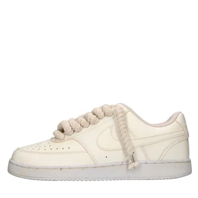 Nike-seddys Nike Seddys Sneakers In Beige Chari