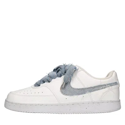 Nike-seddys Nike Seddys Sneakers In Bianco Chiari E Naturali