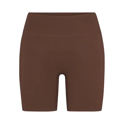 Pre-owned Nikeskims Matte 5" Biker Short 'dark Sepia' | Brown | Women's Size M