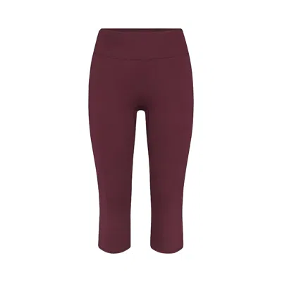 Pre-owned Nikeskims Matte Crop 17" Legging 'currant' | Red | Women's Size S