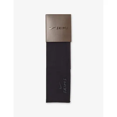 Nikeskims Womens Brand-embossed Woven Headband Nskm Obsidian In Black