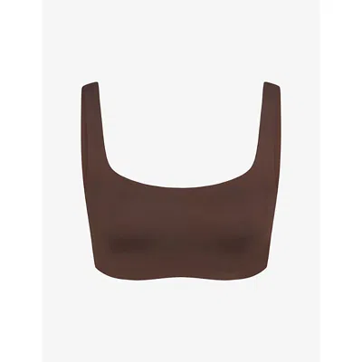Nikeskims Womens Dark Sepia Matte Scoop-neck Sports Bra In Brown