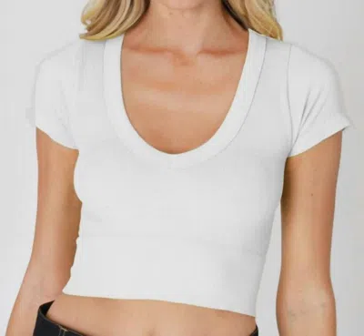 Nikibiki Seamless Ribbed V Neck Crop Tee In White