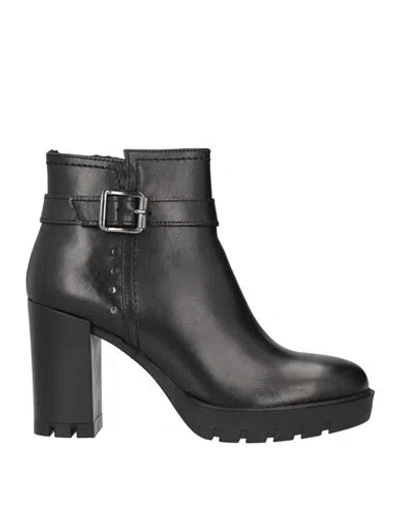 Nila & Nila Woman Ankle Boots Black Size 10 Calfskin