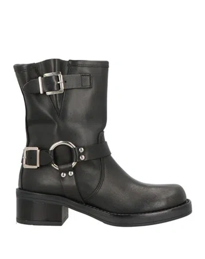 Nila & Nila Woman Ankle Boots Black Size 7 Calfskin