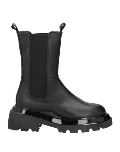Nila & Nila Woman Ankle Boots Black Size 7 Soft Leather
