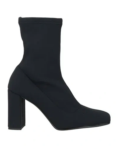 Nila & Nila Woman Ankle Boots Black Size 7 Textile Fibers