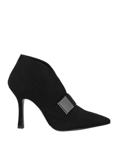 Nila & Nila Woman Ankle Boots Black Size 8 Textile Fibers