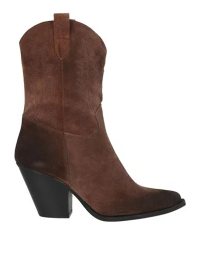Nila & Nila Woman Ankle Boots Brown Size 10 Leather
