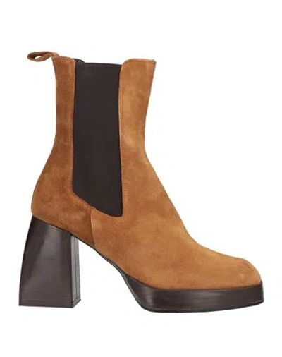 Nila & Nila Woman Ankle Boots Camel Size 8 Leather In Beige