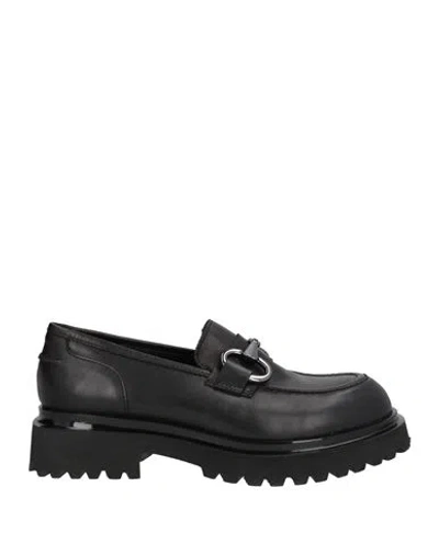 Nila & Nila Woman Loafers Black Size 7 Soft Leather
