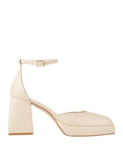 Nila & Nila Woman Pumps Beige Size 9 Textile Fibers