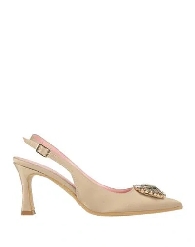 Nila & Nila Woman Pumps Beige Size 8 Textile Fibers