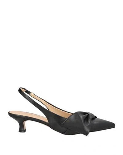 Nila & Nila Woman Pumps Black Size 6 Leather