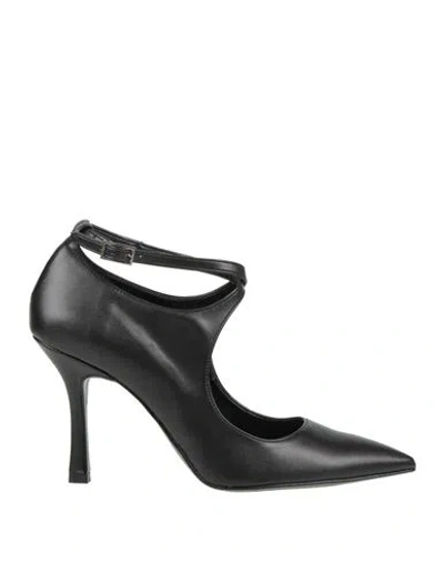 Nila & Nila Woman Pumps Black Size 8 Goat Skin