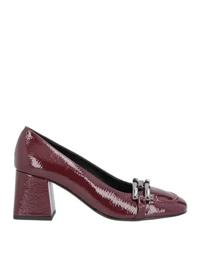 Nila & Nila Woman Pumps Burgundy Size 7 Textile Fibers In Red