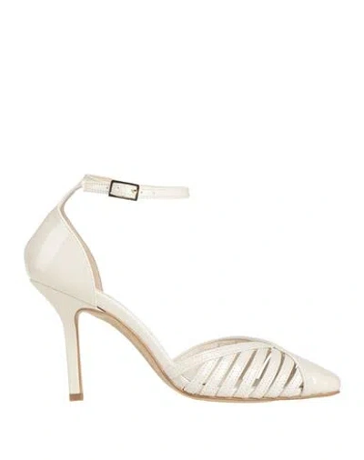 Nila & Nila Woman Pumps Ivory Size 7 Synthetic Fibers In White