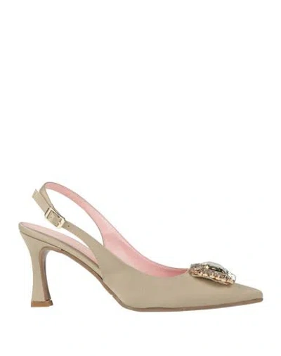 Nila & Nila Woman Pumps Sand Size 8 Textile Fibers In Beige