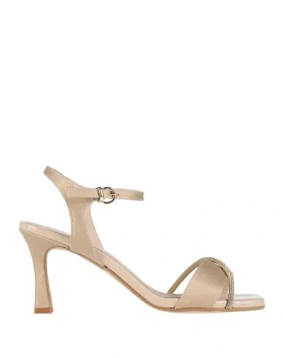 Nila & Nila Woman Sandals Beige Size 8 Textile Fibers In Gold