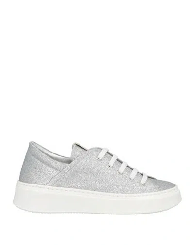 Nila & Nila Woman Sneakers Silver Size 8 Textile Fibers