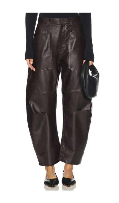 Nili Lotan Mid-rise Barrel Leg Lammleder-hose Shon Leather In Brown
