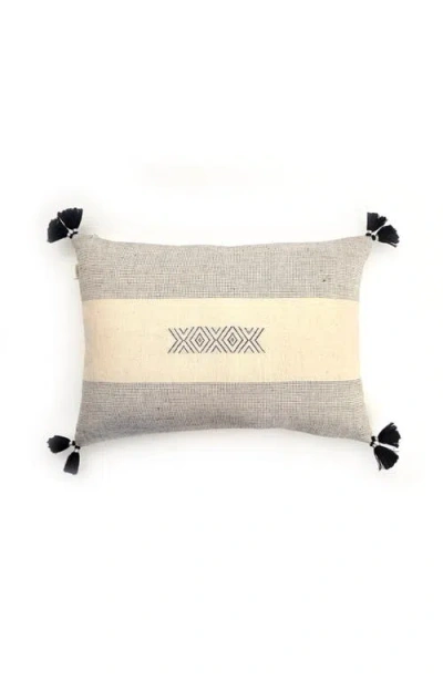 Nimmit Koble Handwoven Pillow In Natural/black