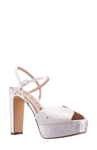 Nina Addison Slingback Peep Toe Platform Sandal In White
