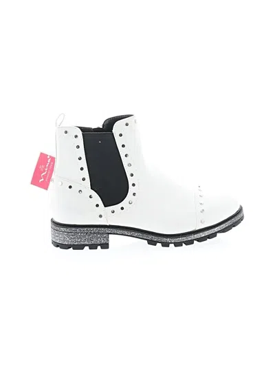 Pre-owned Nina Ankle Boots In White