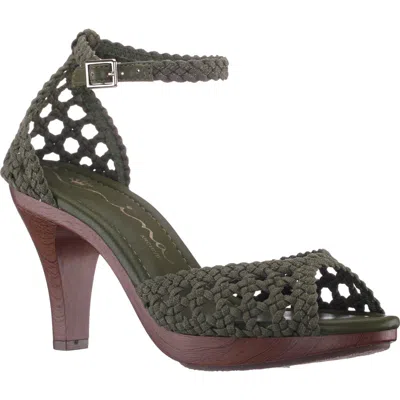 Nina Avenue Ankle Strap Sandal In Army