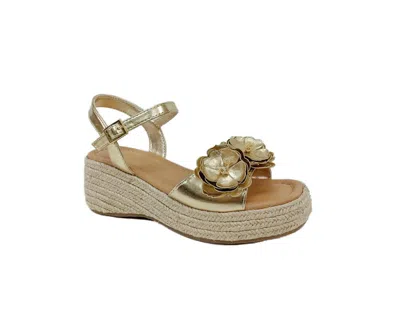 Nina Kids' Big Girls Mercy Casual Wedge Sandals In Light Gold