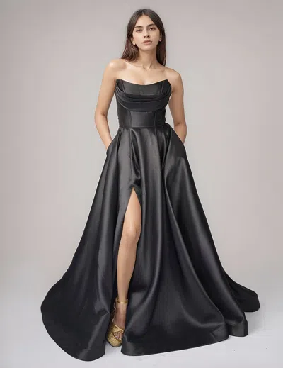 Nina Canacci 6721 In Black