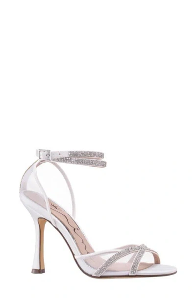 Nina Daniela Sandal In Ivory