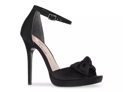 Nina Freedom Sandal In Black