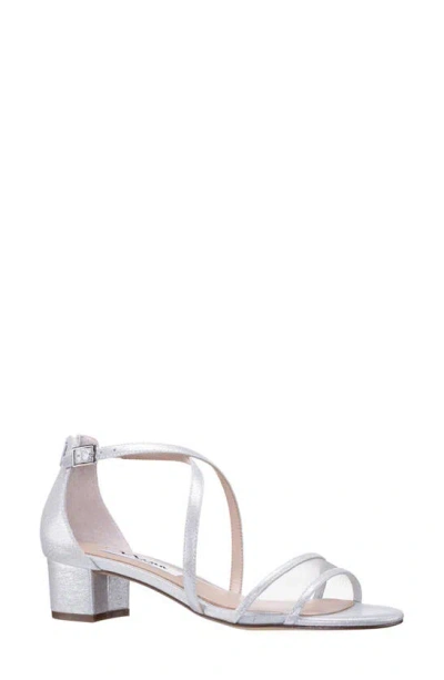 Nina Ginette Sandal In True Silver