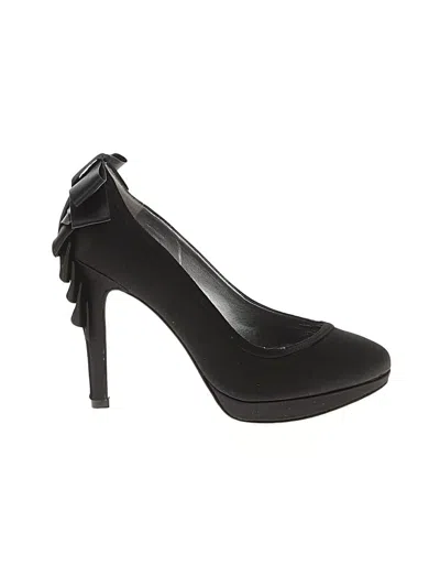 Pre-owned Nina Heels In Black