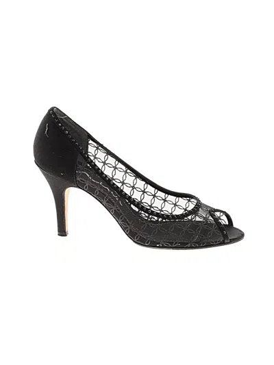 Pre-owned Nina Heels In Black