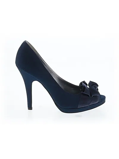 Pre-owned Nina Heels In Blue