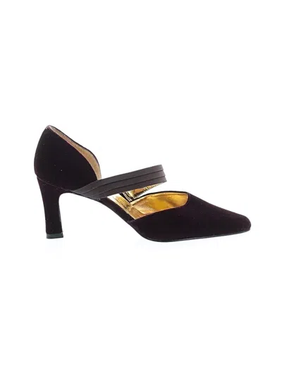 Pre-owned Nina Heels In Burgundy