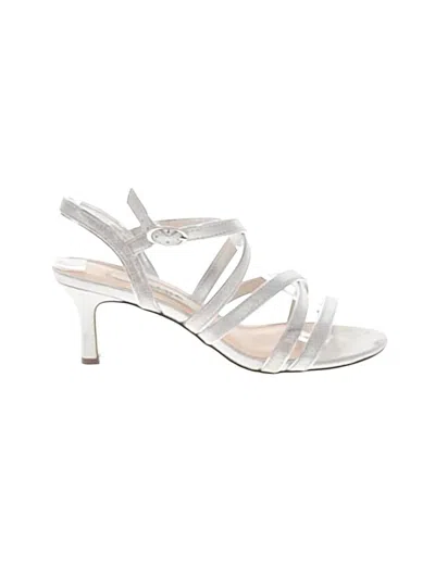 Pre-owned Nina Heels In Silver