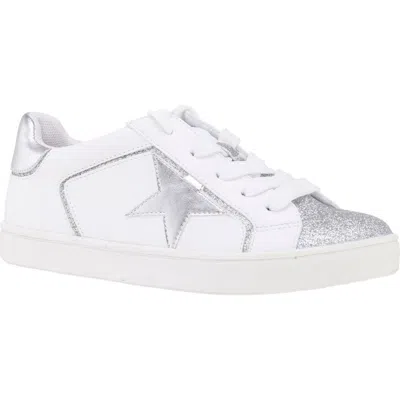 Nina Kids' Evon Athletic Low Sneaker In White