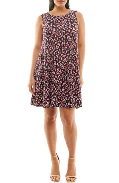 Nina Leonard Scoop Neck Sleeveless Dress