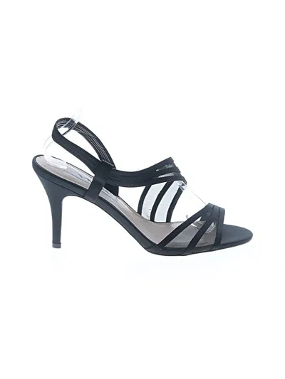 Pre-owned Nina Sandals In Black