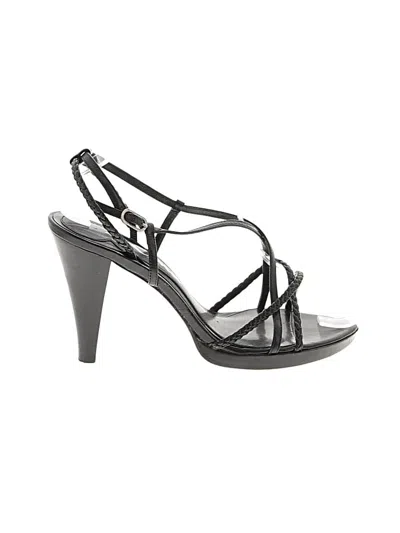 Pre-owned Nina Sandals In Black