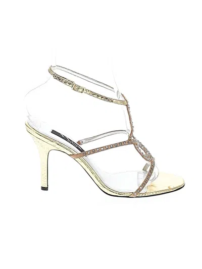Pre-owned Nina Sandals In Gold