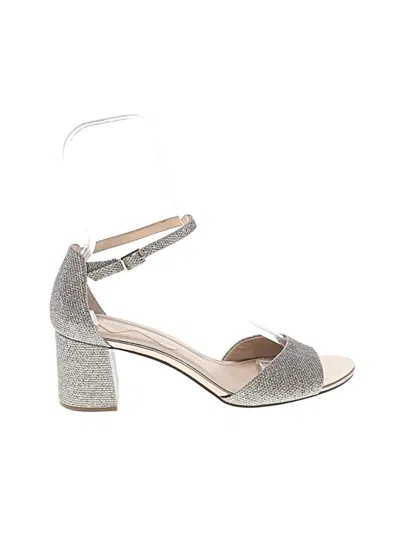 Pre-owned Nina Sandals In Silver