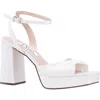 Nina Stacie Sandal In Ivory